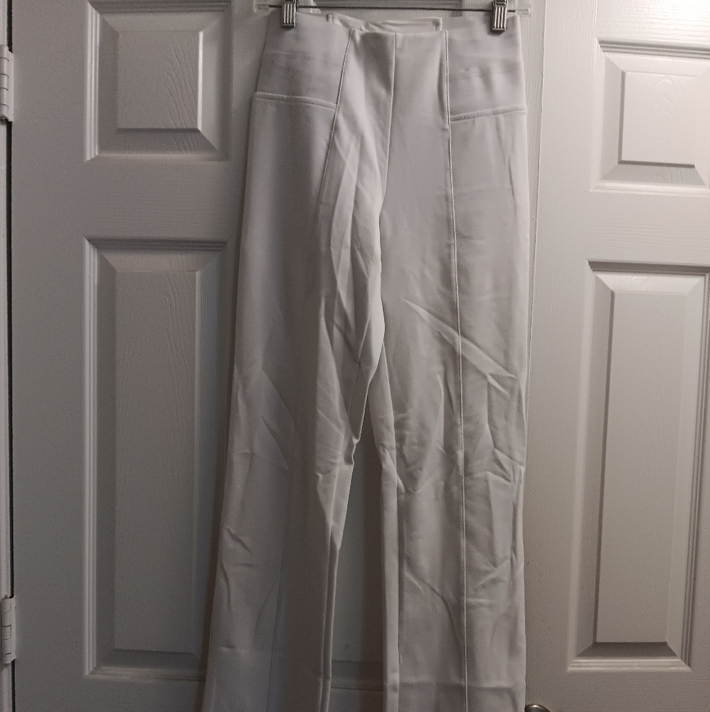 Simply Noelle White size (4-6) Stretch Wide Leg Pants